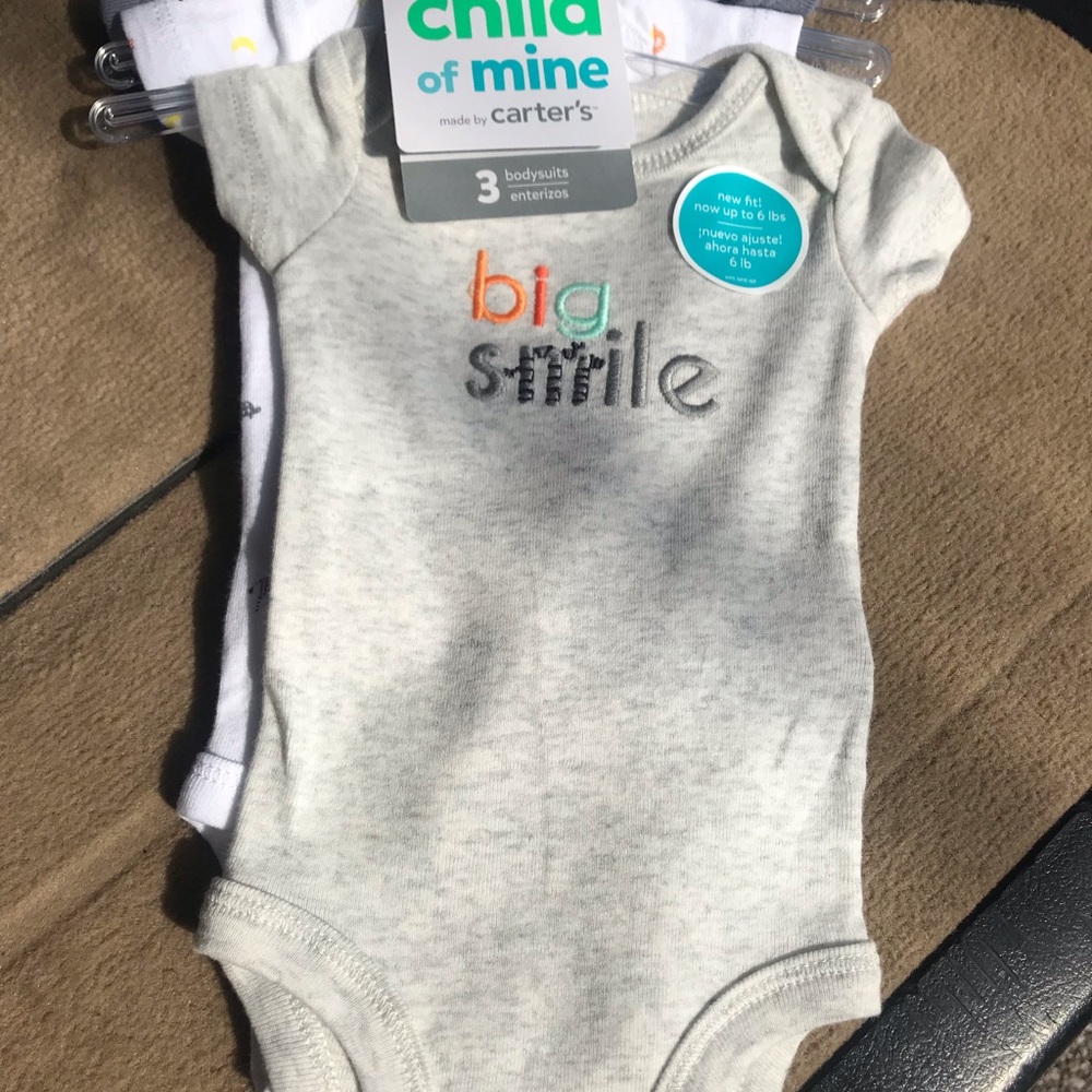 ➡️ Bundle & Save! 3 Pack Carter’s Preemie Onesies